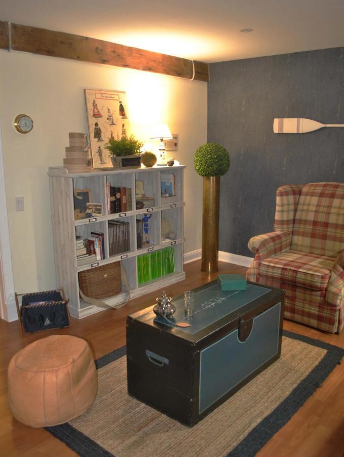 La Petite Hermine B&B Stoneham Eksteriør billede